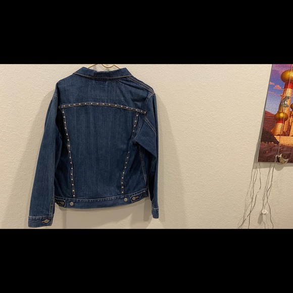 Levi’s studded denim jacket size Medium - Picture 3 of 5